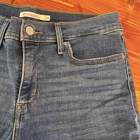 Levi’s 311 - women’s shaping skinny Jean. 29. - Picture 7 of 7